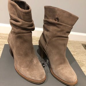 Vince camuto booties